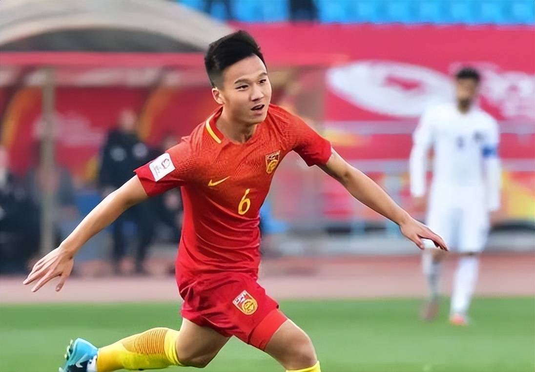 浙江俱乐部两位离队热门预测!一人效力法甲马赛,可考虑去国安